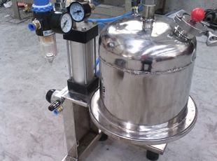 混料機(jī)廠家 壓濾機(jī) 運(yùn)用方便